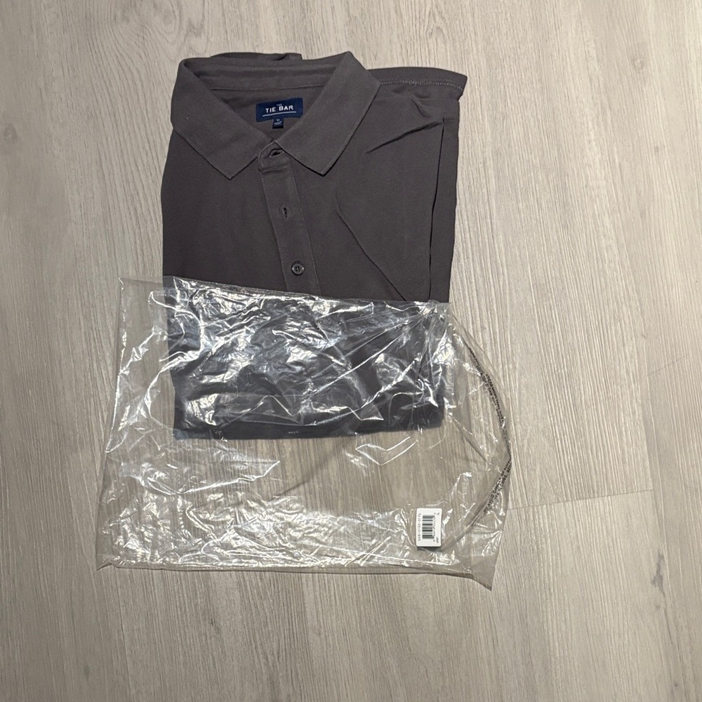 The Tie Bar Men's Dark Gray Button Down Shirt